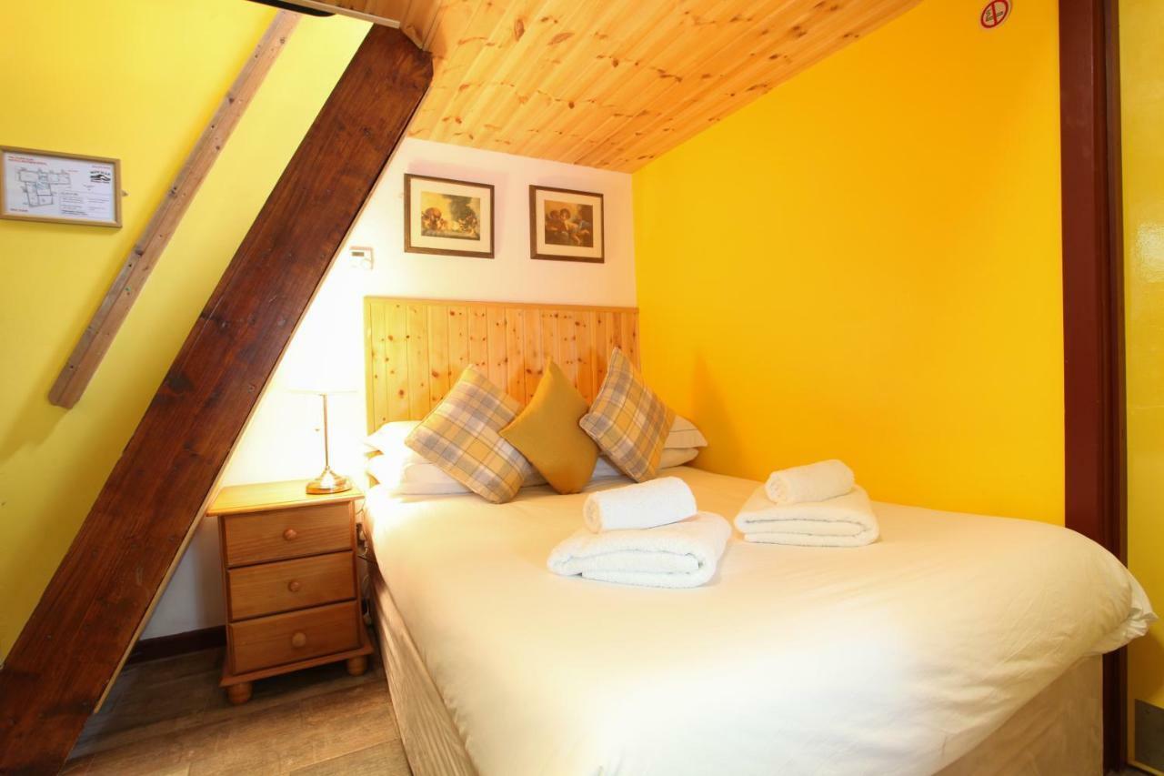 Moville Boutique Hostel & Apartments Exterior foto